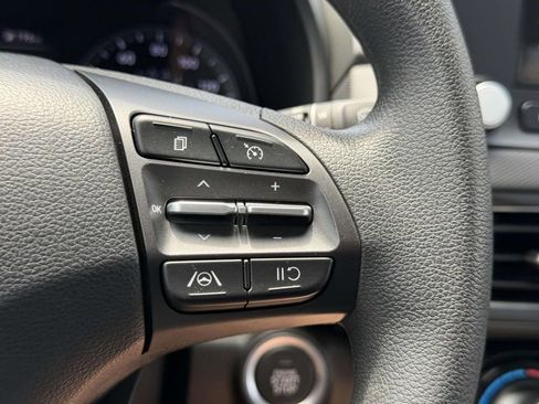 Certified 2023 Hyundai Kona SEL AWD/4WD image 23