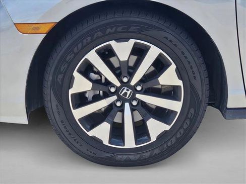 Used 2025 Honda Odyssey EX-L image 14