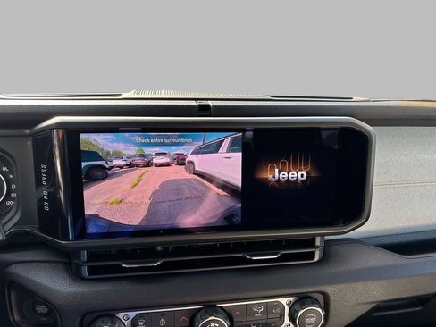 New 2026 Jeep Gladiator Sport AWD/4WD image 7