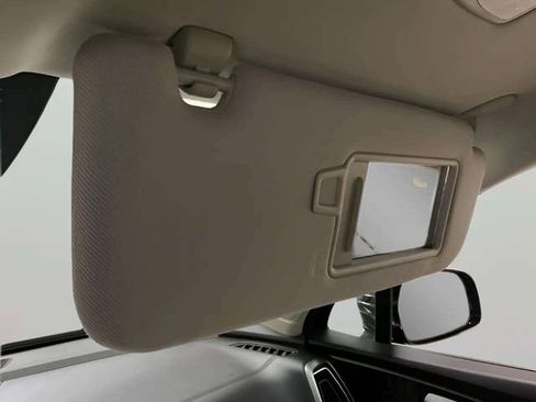 Used 2025 Kia Sorento S AWD/4WD image 59