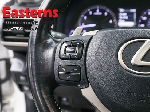 Used 2018 Lexus IS 300 AWD w/ Comfort Package image 15