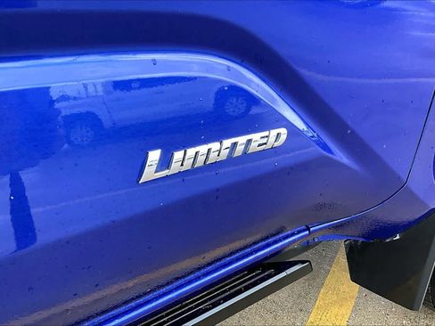 Certified 2024 Toyota Tacoma Limited w/ Limited Package (LT) image 10