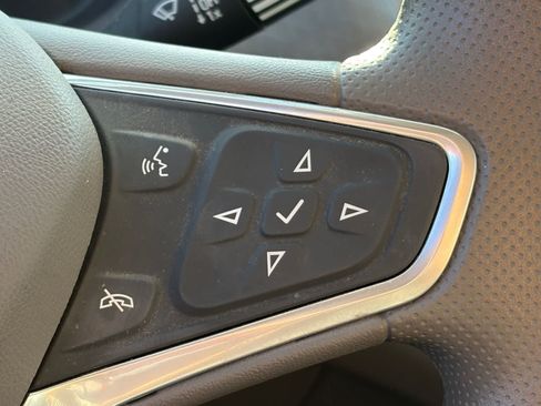 Used 2023 Chevrolet Malibu LT FWD image 11