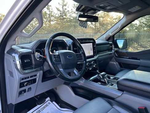 Used 2023 Ford F150 Lariat w/ Max Trailer Tow Package AWD/4WD image 16