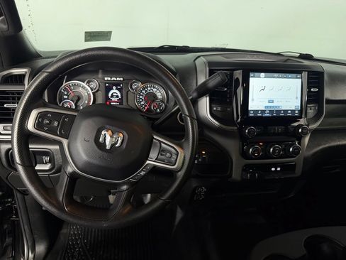 Used 2024 RAM 3500 Tradesman w/ Chrome Appearance Group AWD/4WD image 13