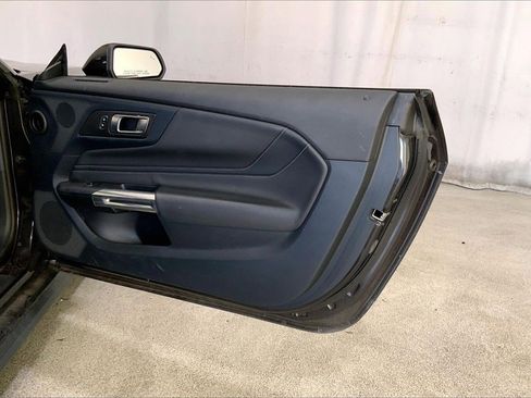 Used 2024 Ford Mustang GT Premium image 23