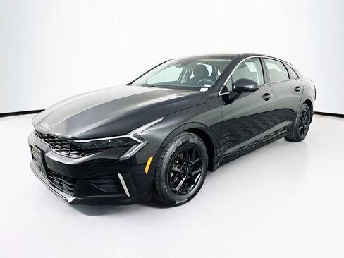 Used 2025 Kia K5 LXS FWD image 3