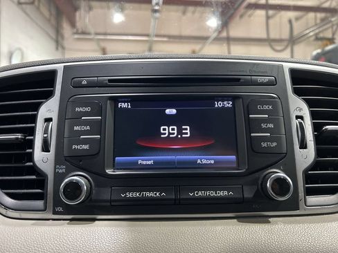 Used 2019 Kia Sportage LX AWD/4WD image 24