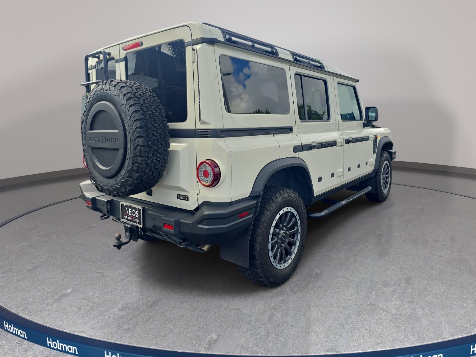 Used 2024 INEOS Grenadier Station Wagon AWD/4WD image 6