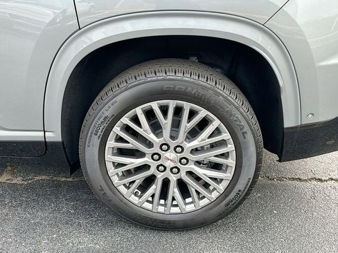 New 2026 GMC Acadia Denali w/ Super Cruise Package FWD image 24