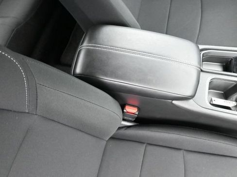 Used 2025 Nissan Sentra S FWD image 35