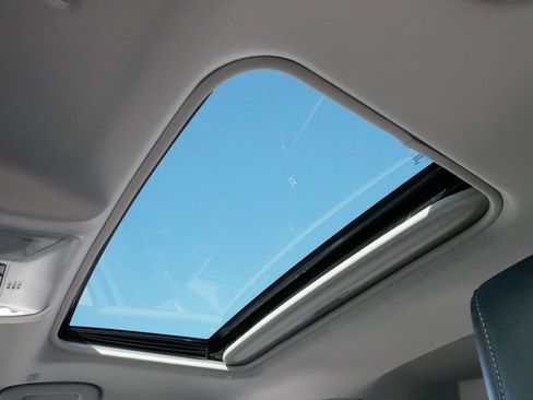 Certified 2025 Toyota RAV4 XLE Premium image 30