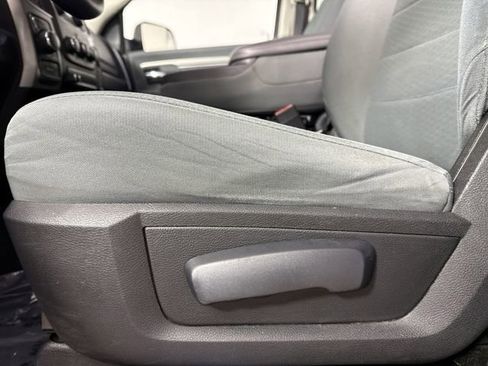 Used 2017 RAM 1500 Classic SLT AWD/4WD image 20