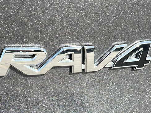 Used 2024 Toyota RAV4 XSE image 28