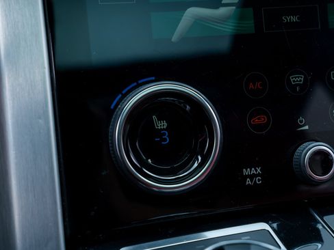 Used 2022 Land Rover Range Rover Autobiography AWD/4WD image 16