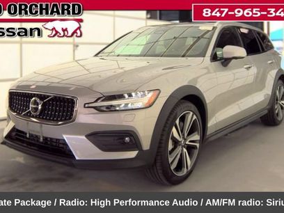 Used 2025 Volvo V60 B5 Cross Country Plus