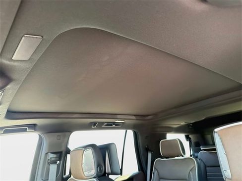 New 2026 GMC Yukon Denali Ultimate w/ LPO, Floor Liner Package image 21