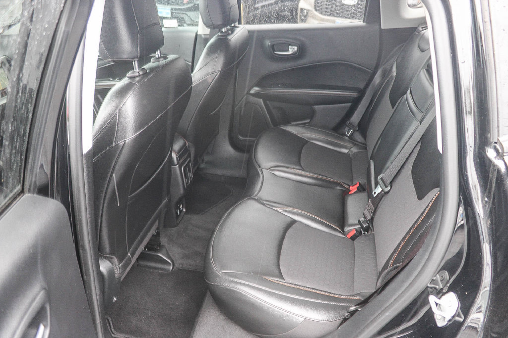 Used 2019 Jeep Compass Latitude w/ Popular Equipment Group FWD image 22