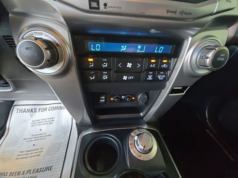 Used 2018 Toyota 4Runner Limited AWD/4WD image 17