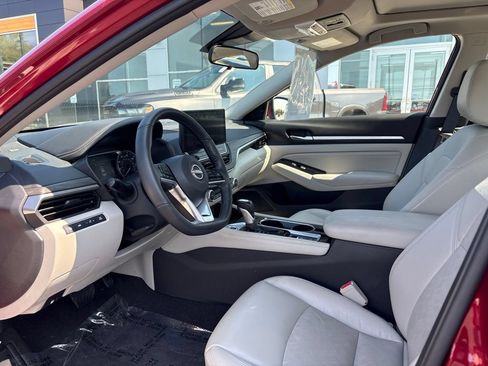 Used 2023 Nissan Altima 2.5 SL AWD/4WD image 16