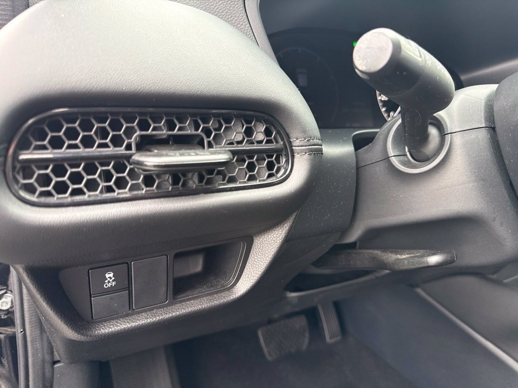 Certified 2024 Honda HR-V LX image 21