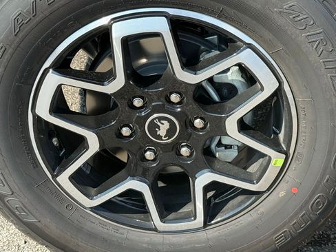 New 2025 Ford Bronco Outer Banks image 13