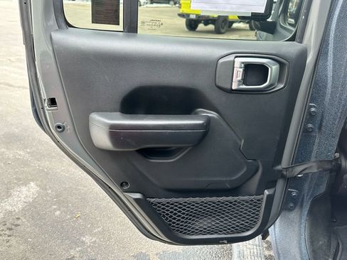 Used 2020 Jeep Wrangler Unlimited Sport AWD/4WD image 15
