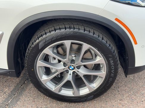 Used 2024 BMW X5 xDrive40i image 10
