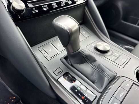 Certified 2025 Lexus IS 350 F Sport RWD image 20