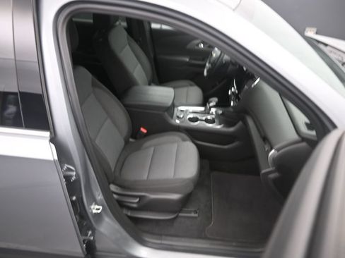 Used 2023 Chevrolet Traverse LT w/ Rear Camera Mirror Package AWD/4WD image 11