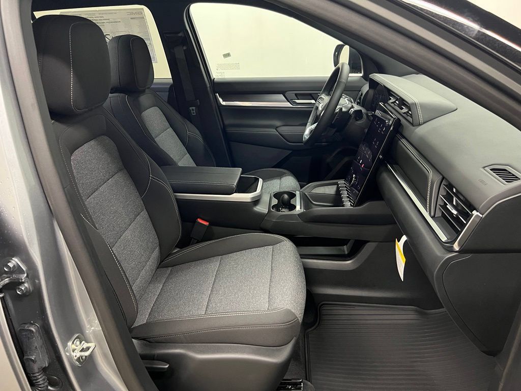 New 2027 GMC Terrain Elevation FWD image 38