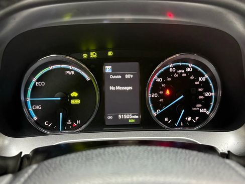 Used 2017 Toyota RAV4 SE image 38