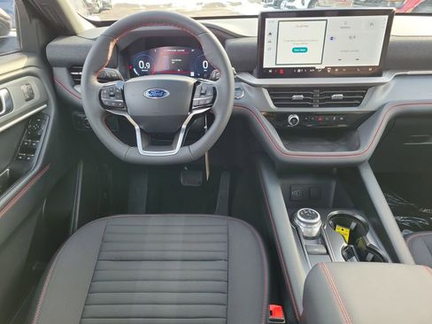 New 2026 Ford Explorer ST-Line w/ ST-Line Street Pack image 12