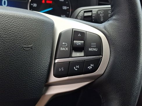 Certified 2023 Ford Explorer XLT image 26