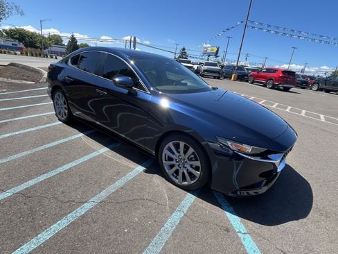 Used 2024 MAZDA MAZDA3 s FWD image 7