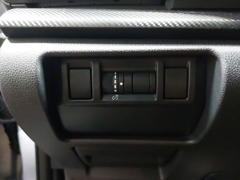 Used 2024 Subaru Crosstrek 2.0i Premium image 25