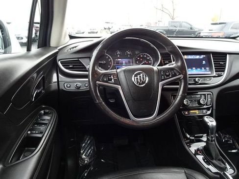 Used 2019 Buick Encore Essence image 16