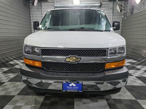 Used 2020 Chevrolet Express 2500 w/ Driver Convenience Package RWD image 3