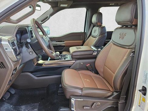 New 2025 Ford F150 King Ranch w/ FX4 Off-Road Package image 4