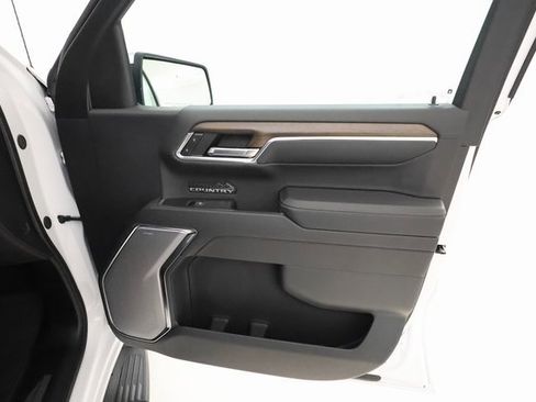 Used 2024 Chevrolet Silverado 1500 High Country w/ Technology Package image 24