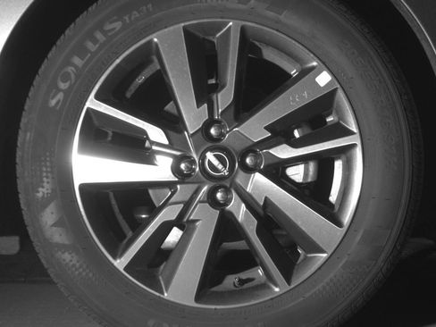 Used 2025 Nissan Versa SV FWD image 10