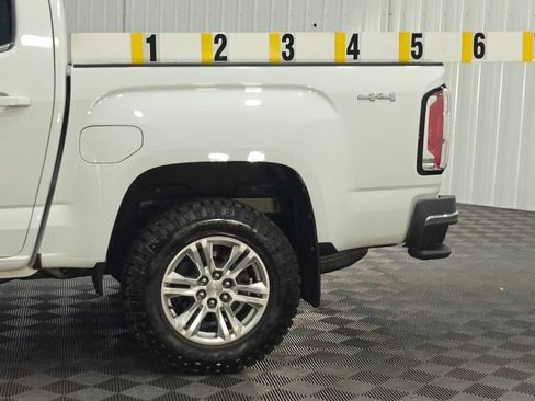 Used 2019 GMC Canyon SLE AWD/4WD image 23