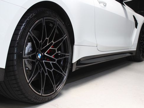 Used 2025 BMW M4 xDrive Competition w/ Executive Package AWD/4WD image 27