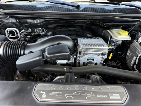Used 2022 Jeep Wagoneer Series III w/ Premium Group I RWD image 34