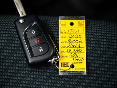 Used 2020 Toyota RAV4 LE w/ All Weather Liner Package image 34