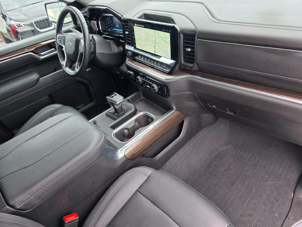 Used 2025 Chevrolet Silverado 1500 RST w/ RST All Star Premium Package AWD/4WD image 27