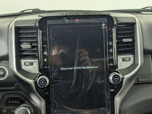 New 2026 RAM 1500 4x4 Crew Cab image 16