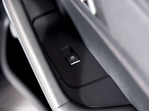 Used 2023 BMW X6 M50i w/ Parking Assistance Package image 73