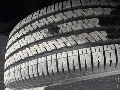 New 2026 Jeep Grand Cherokee Limited image 38