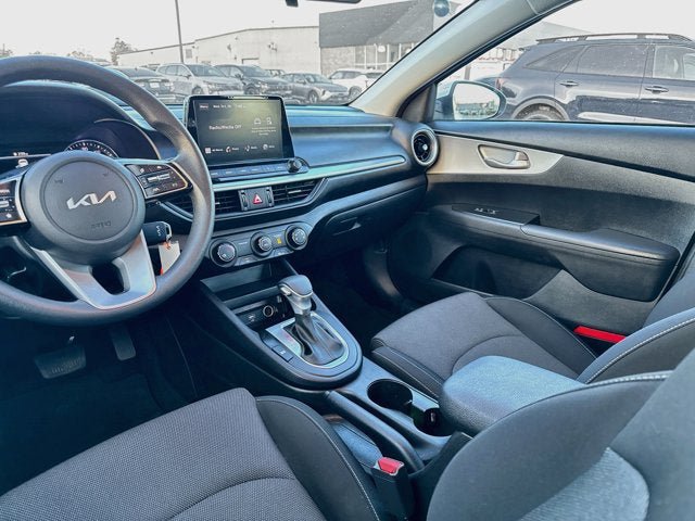Certified 2023 Kia Forte LXS w/ LXS Technology Package FWD image 21